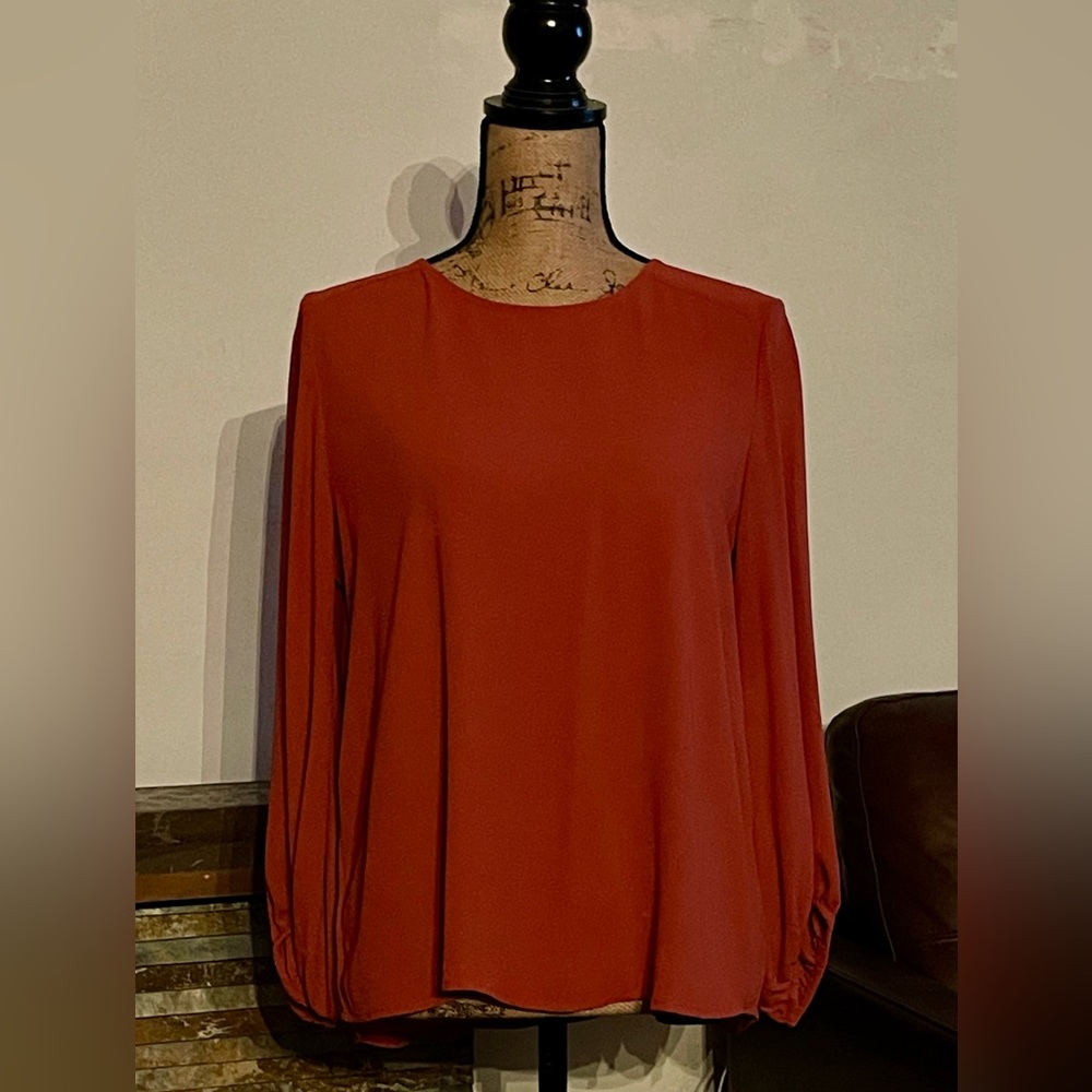 NWOT Burnt Orange Loft top